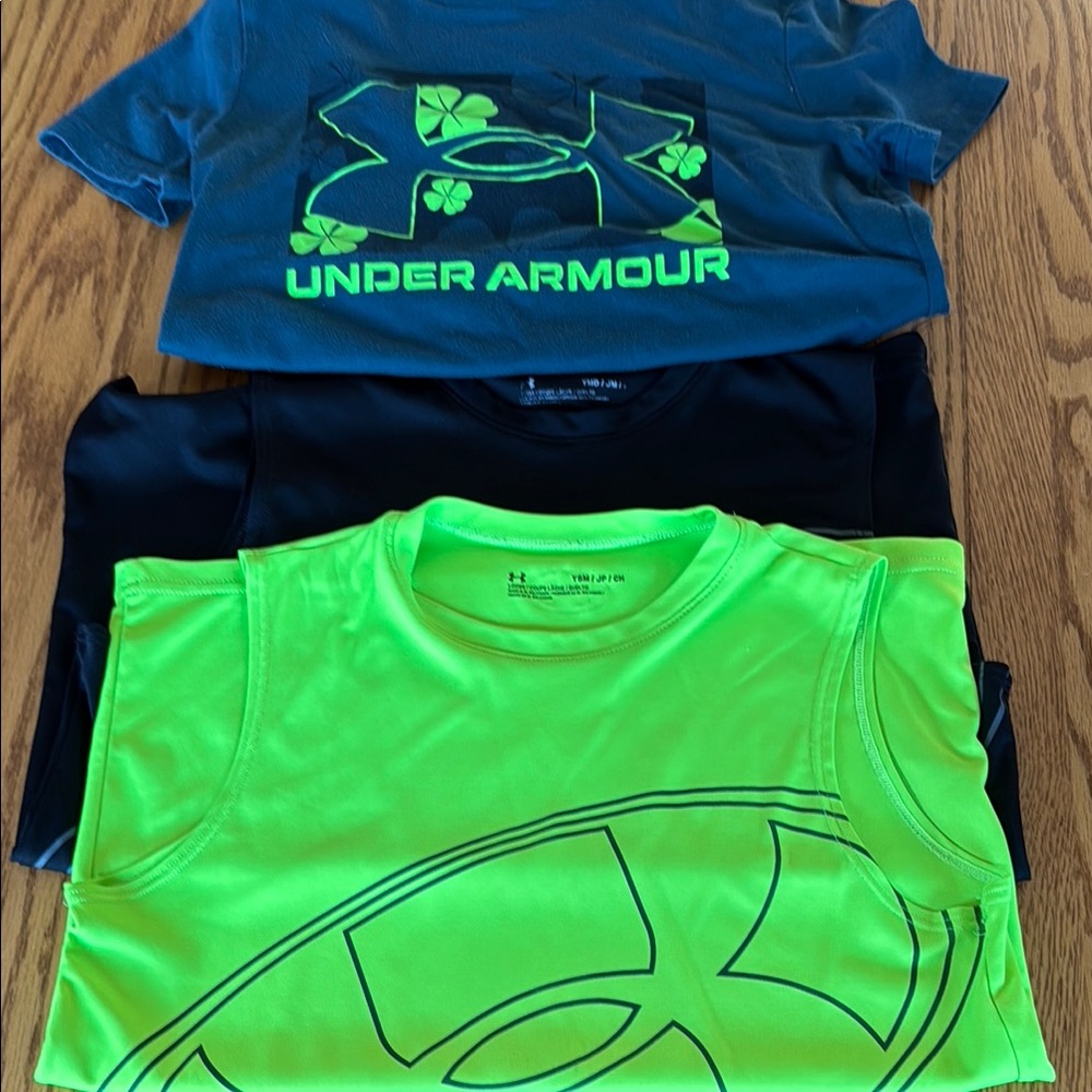 Under Armour Kids' Neon Yellow and Navy Tees